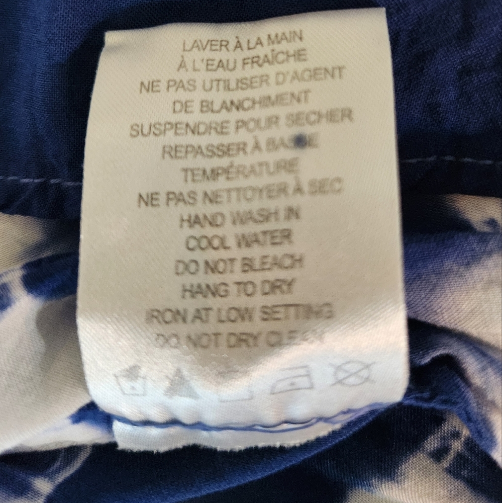 😀  3 For $15 Kenar Navy and White Tie-Dye Tank Top - Picture 10 of 10
